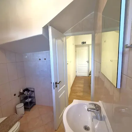 Laiki By Interhome Vikendica *